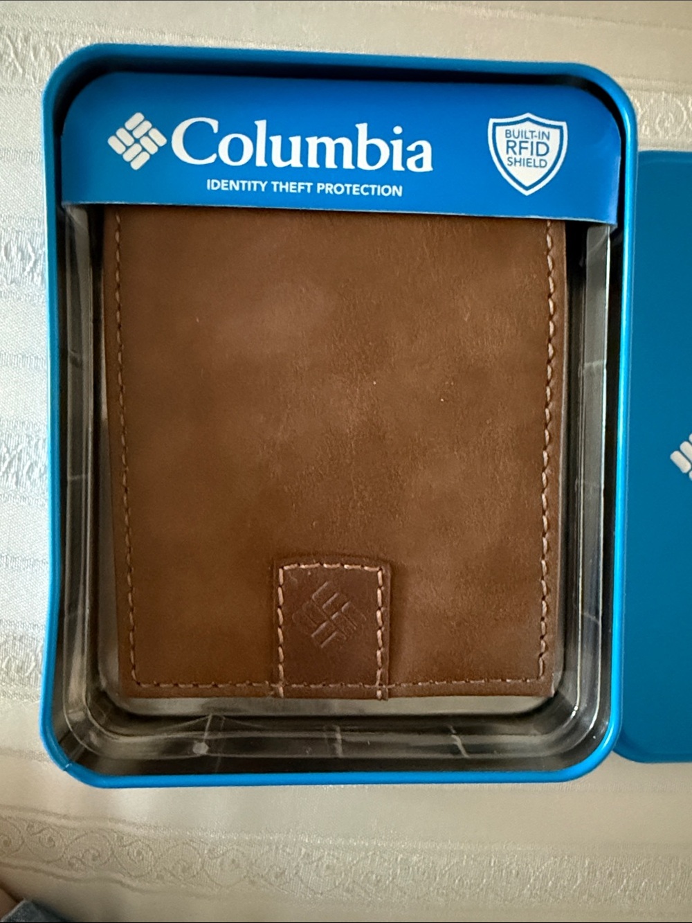 Columbia Brown Leather RFID Bifold Wallet